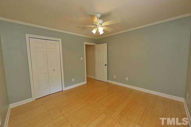 Building Photo - 227 Forbush Mountain Dr