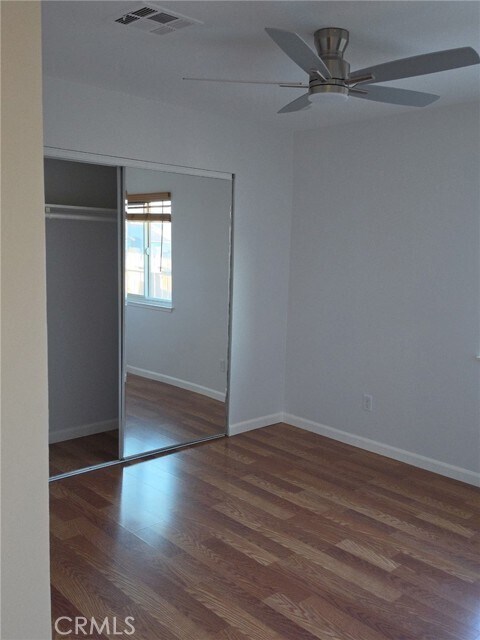 Building Photo - 13576 La Mesa Dr