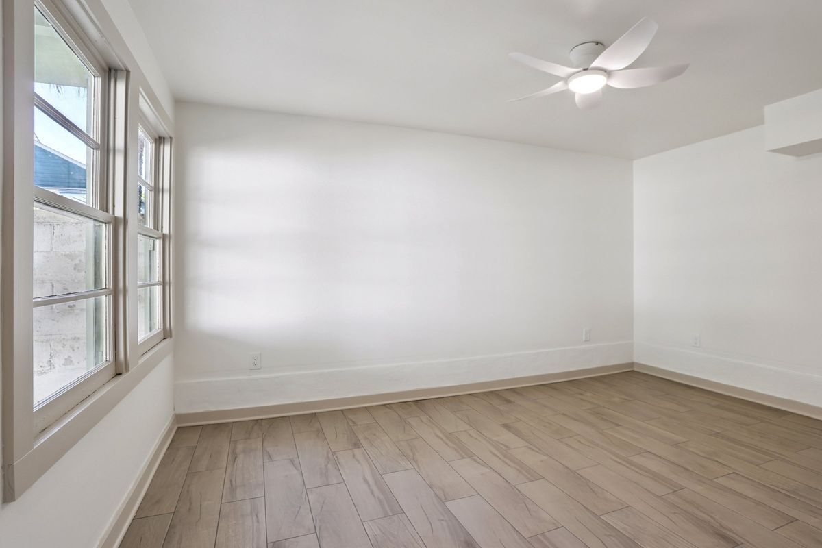 Building Photo - 720 Spain St