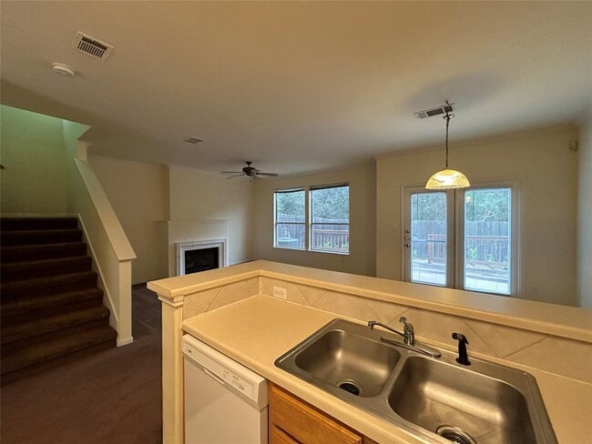 Building Photo - 4620 W William Cannon Dr