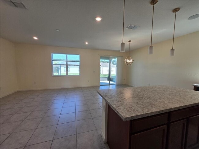 Building Photo - 3205 Casa Del Rey Ave