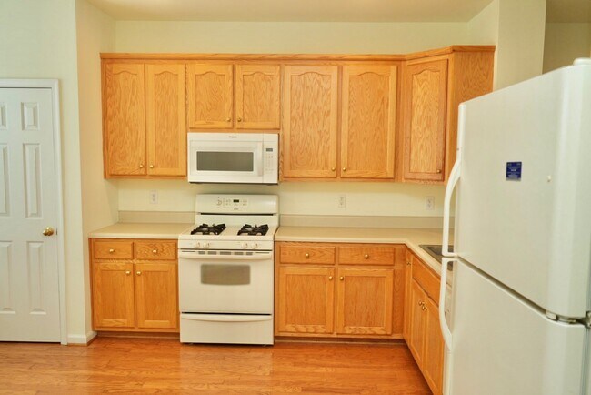 Building Photo - 1119 Somer Chase Ct