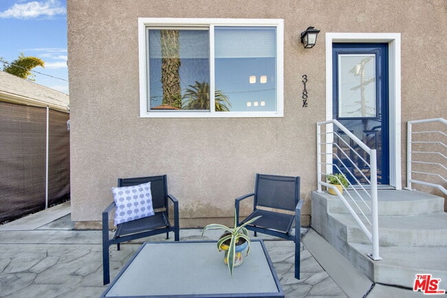 Building Photo - 318 Parkman Ave