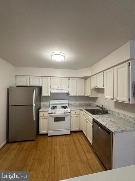 Building Photo - 1191 Tristram Cir