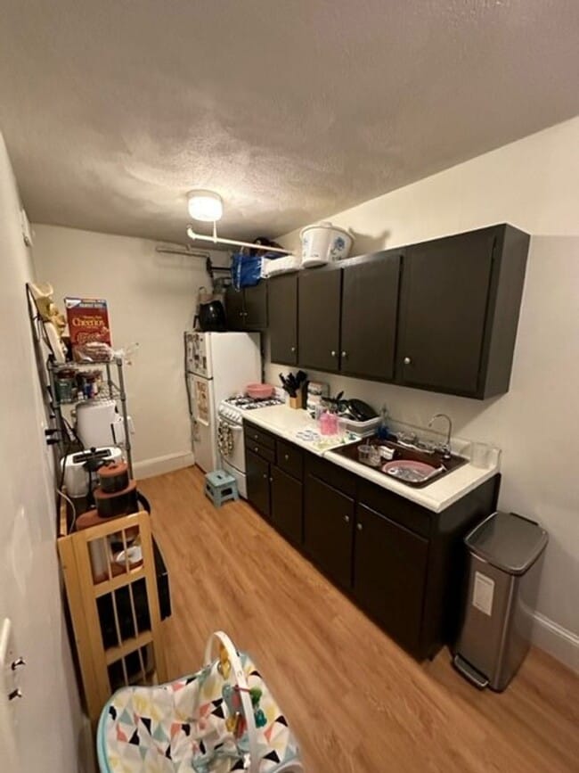 Building Photo - Classic Boston Studio | Elevator Building, Laundry & Parking Available