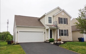 Building Photo - Beautiful 4 bedroom 2.5 bath home in Lewis Center