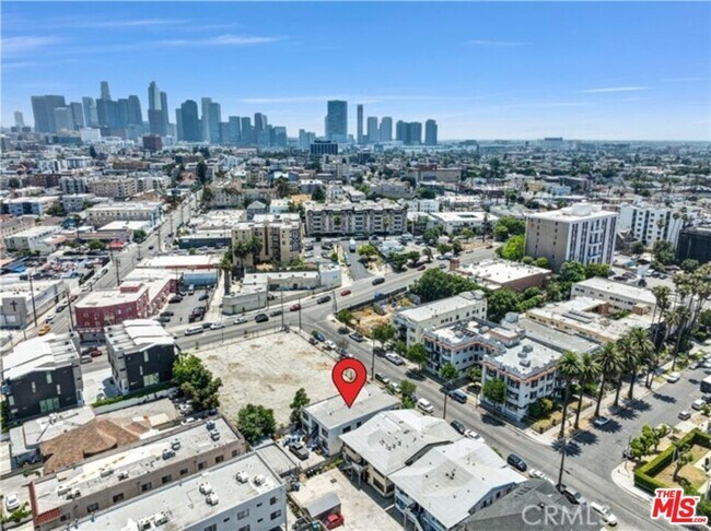 Building Photo - 2625 San Marino St
