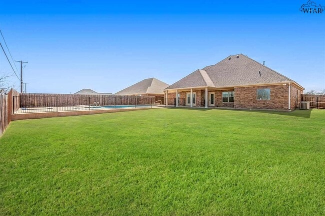 Building Photo - 2308 W Rathgeber Rd