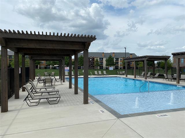 Building Photo - 2721 Vista Park Ln