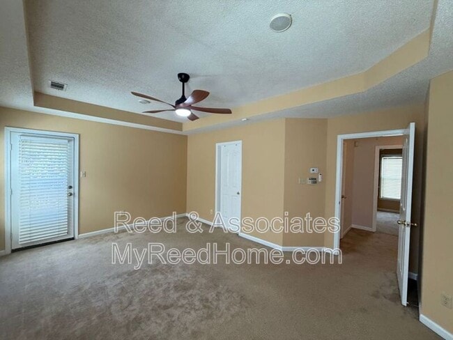 Building Photo - 126 Riverwalk Pl