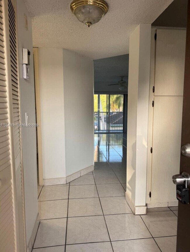 Building Photo - 8750 Royal Palm Blvd