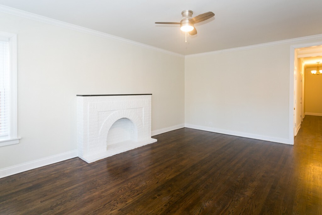 Building Photo - 1122 Maple Ave