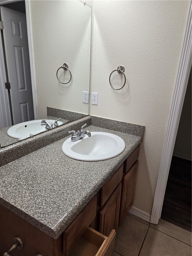 Building Photo - 1703 N Valor
