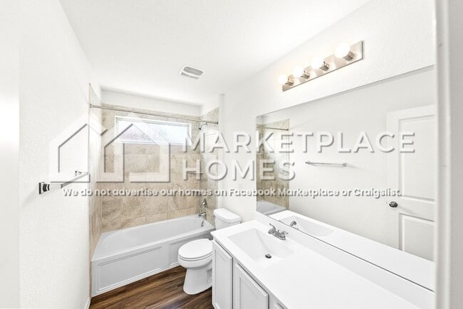 Building Photo - 3416 Pauling Loop