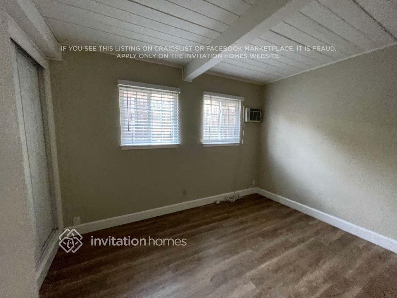 Building Photo - 2816 Glenside Dr