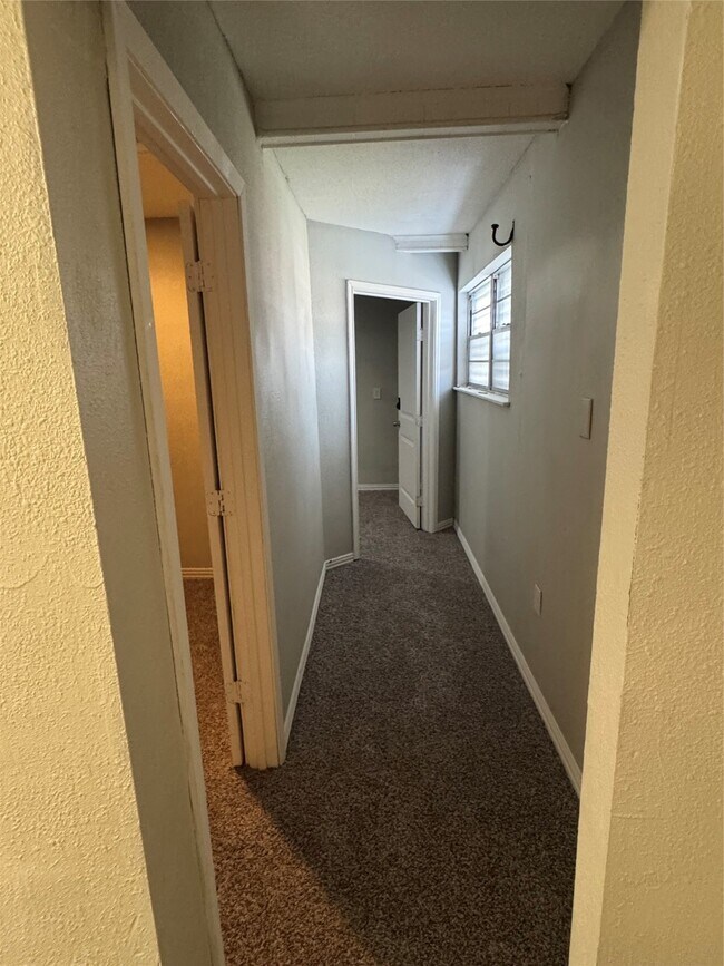 Building Photo - 2522 Jackson