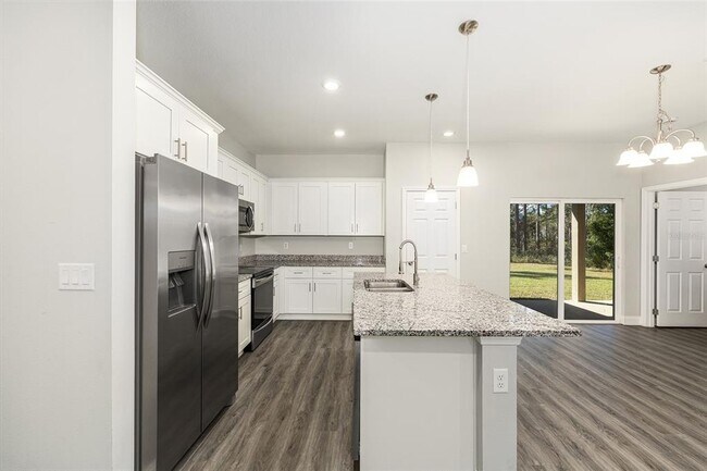 Building Photo - 5998 SW 154th Street Rd