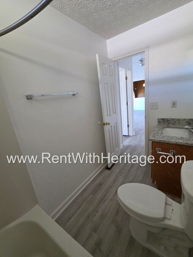 Building Photo - Amazing 3 Bedroom/ 2 Bath Home / Semi Finished Basement /  Exercise Room or Flex Room / Beautiful...