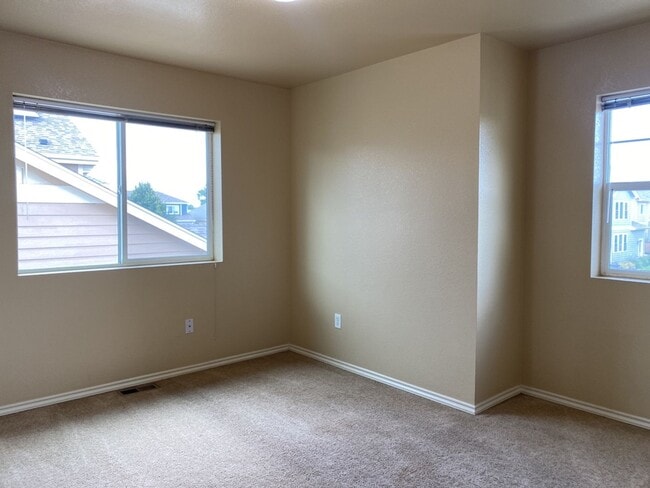 Building Photo - Lovely 3 Bed 2.5 Bath Home in Timbervine