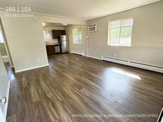 Building Photo - 1960 Upham St