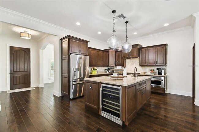 Building Photo - 134 Chesapeake Ave