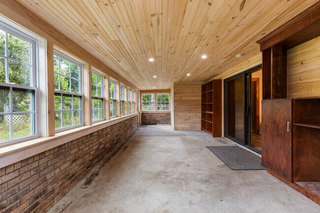 Building Photo - 17530 NW 32nd Ave