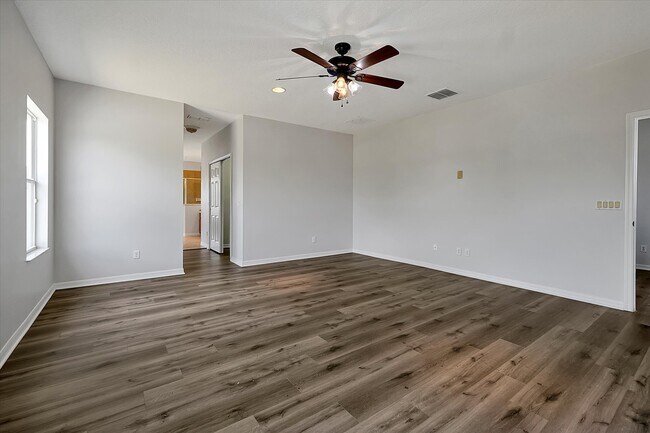 Building Photo - 9049 Edenshire Cir