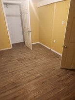 Building Photo - 309 Ellis Ave