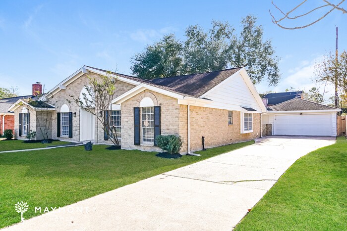 Building Photo - 5215 Havenwoods Dr