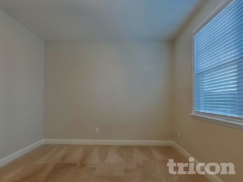 Building Photo - 73 Leyland Ct