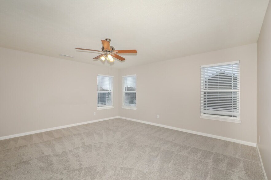 Building Photo - 8169 Bluesage Wy