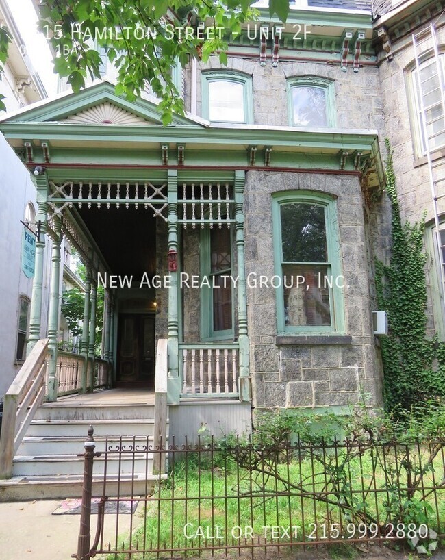 Building Photo - Modern studio apartment available in Powel...