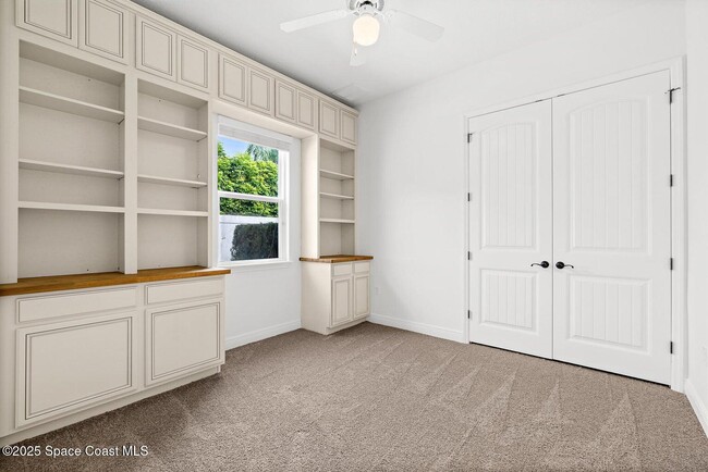 Building Photo - 1837 Croghan Dr