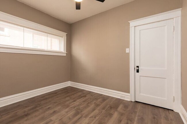 Building Photo - 4914 Loughborough Ave