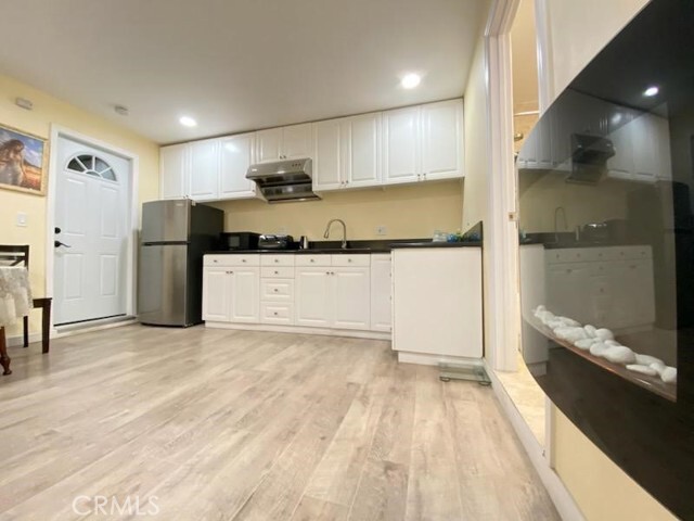 Building Photo - 1602 S Glendora Ave