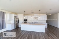 Building Photo - 13410 Pasture Ct