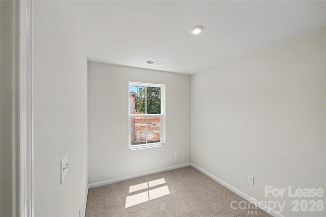 Building Photo - 10051 Florentine Wy