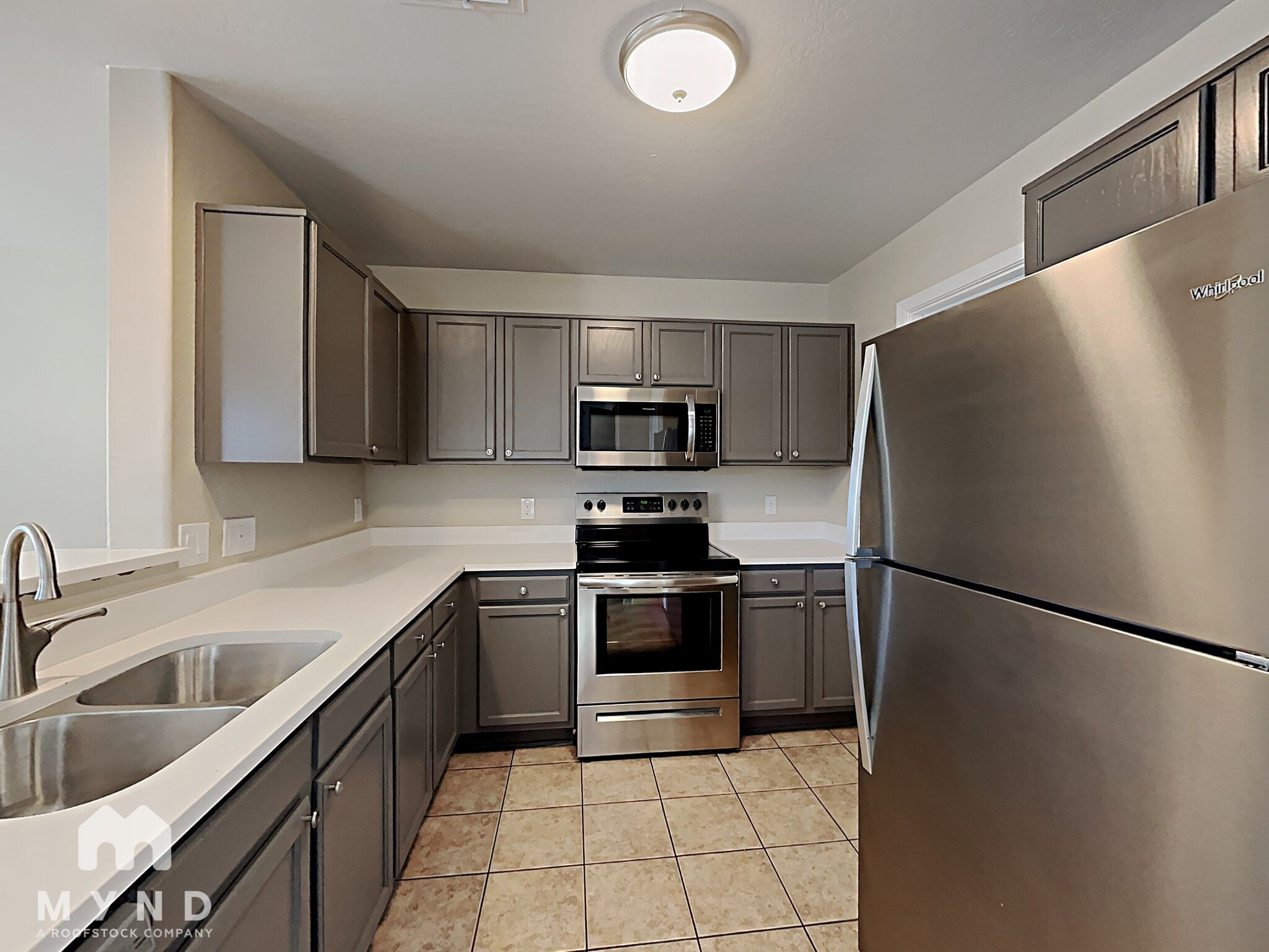 Building Photo - 12105 W Flores Dr