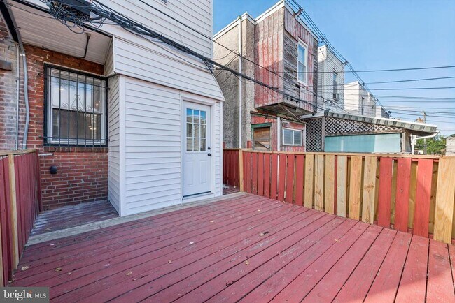 Building Photo - 5743 N 12th St