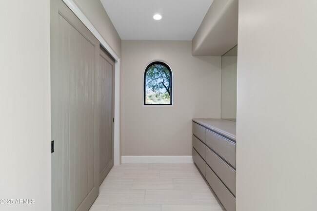 Building Photo - 26049 N 104th Pl