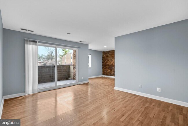 Building Photo - 19413 Brassie Pl