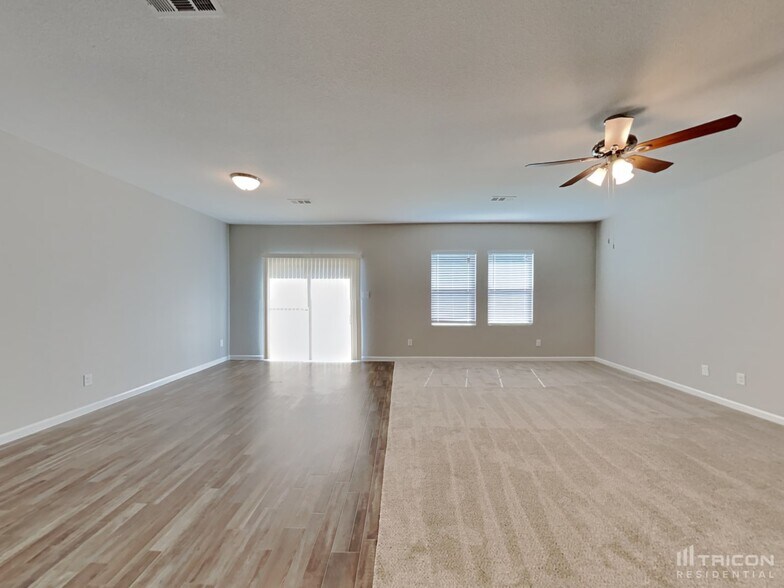 Building Photo - 408 Glen Meadow Dr