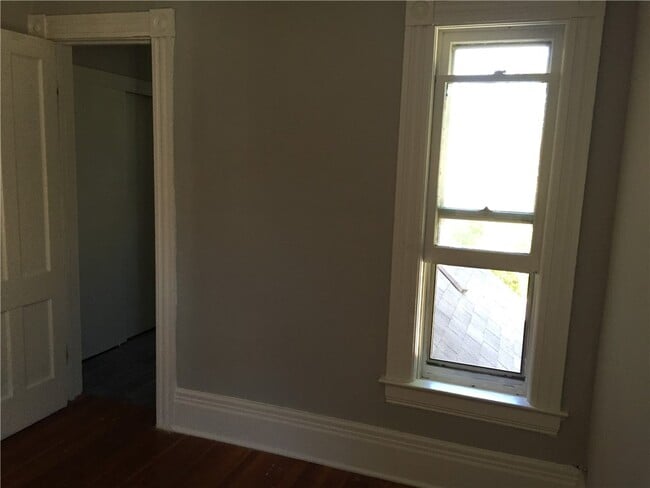 Building Photo - 82 Asbury St