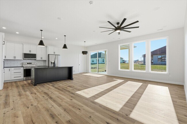 Building Photo - 14591 Wellstead Dr
