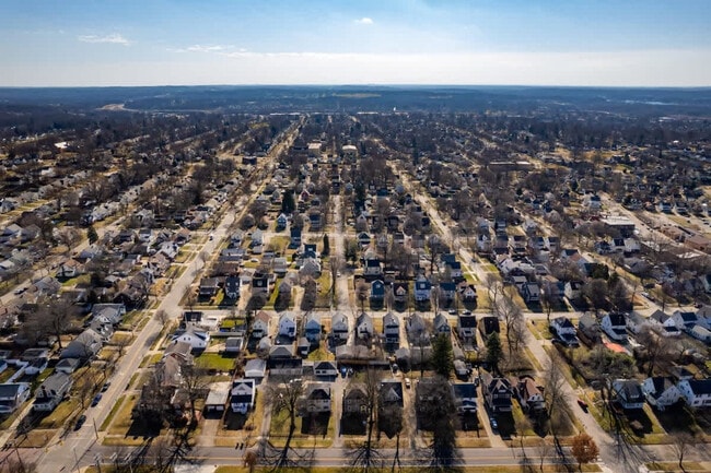 Building Photo - 432 N Firestone Blvd