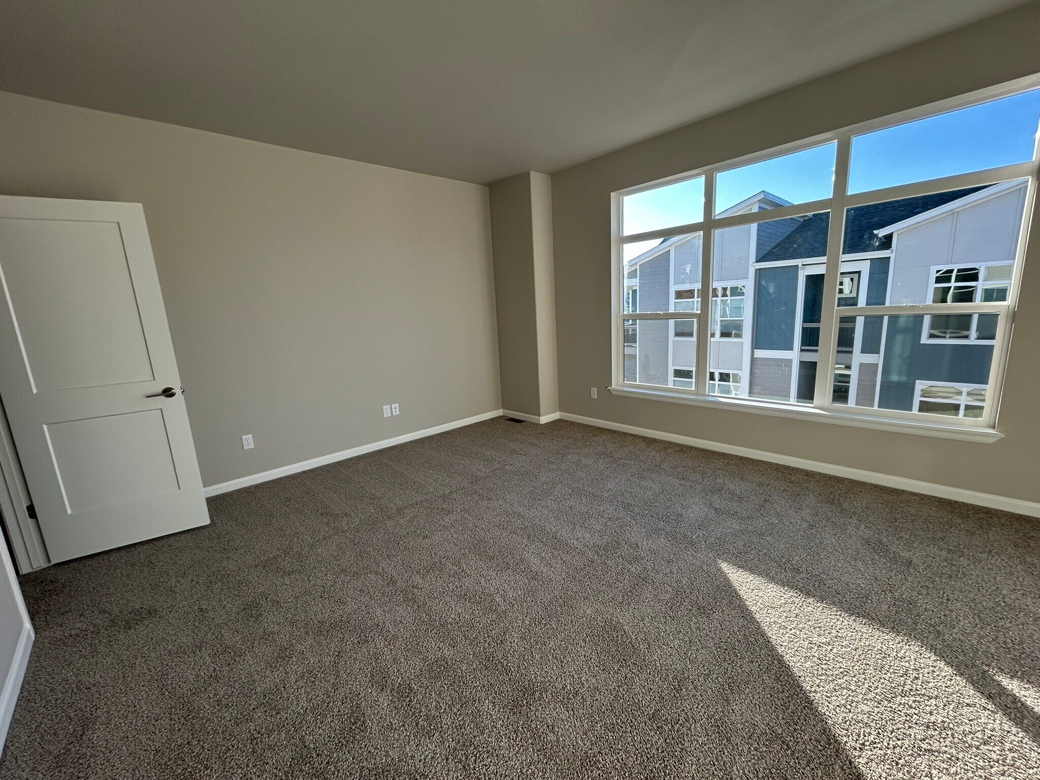 Building Photo - 2790 Soleil Hts