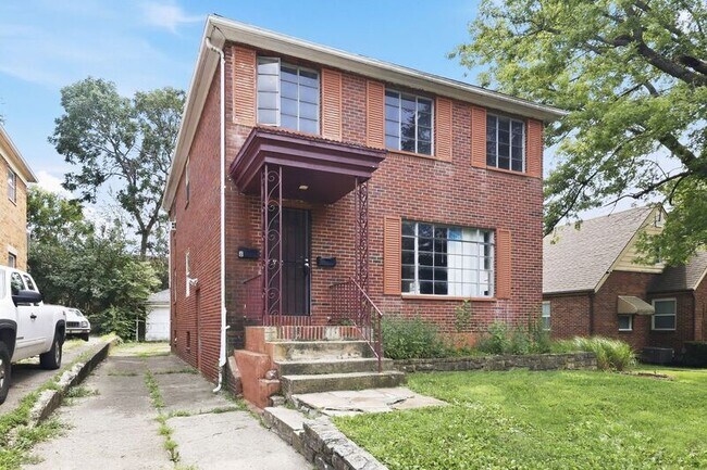 Building Photo - 960 Sherwood Dr