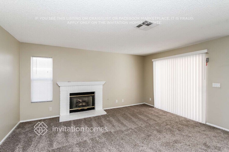 Building Photo - 330 Templeton Dr