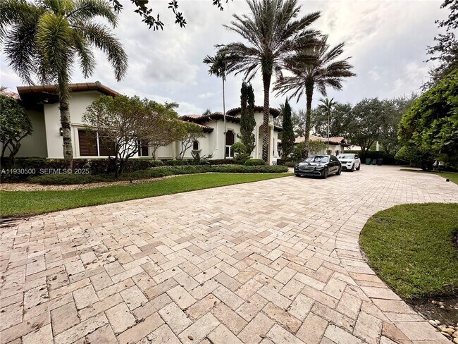 Building Photo - 6180 SW 132nd St