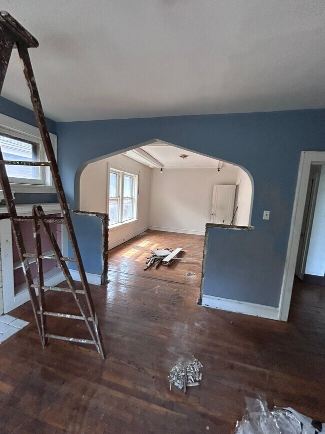 Building Photo - 5124 Northland Ave